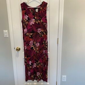Floral Sleeveless Maxi Dress